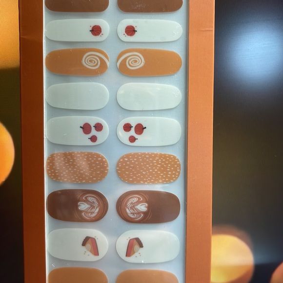 OCS Designs ~ 22 Nail Wrap Kit ~ Style Pumpkin Spice ~ BNIB - Picture 2 of 2
